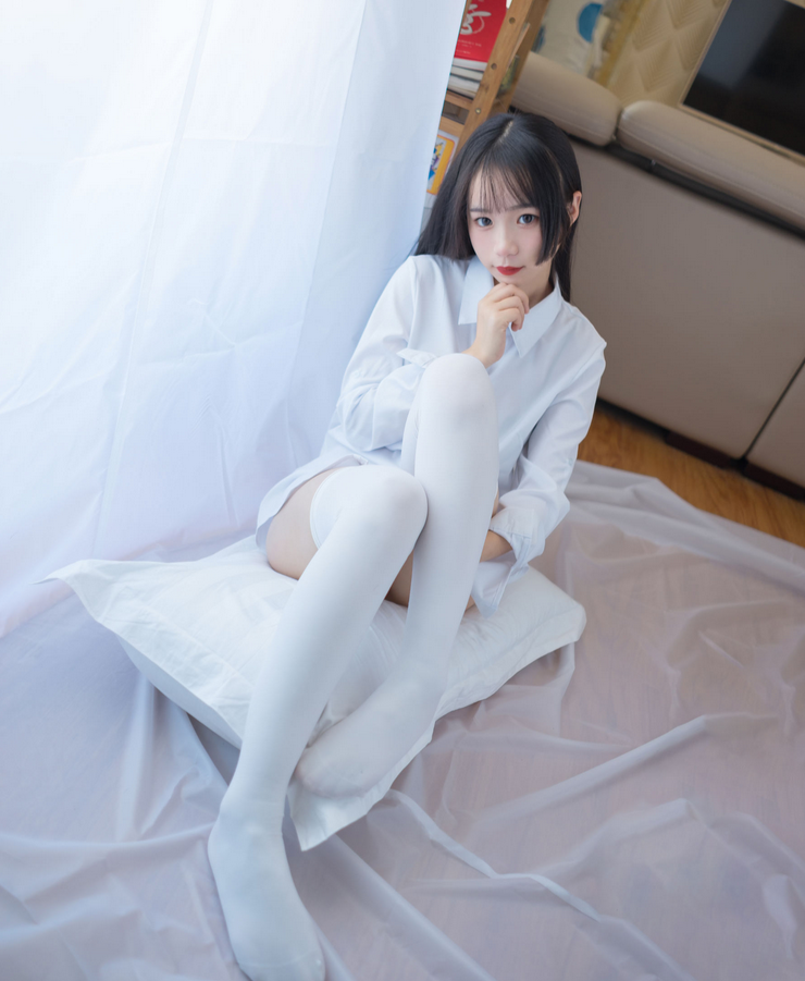 兔玩映画 萝莉的衬衫一级棒!白色衬衫与白色丝袜写真资源合集下载 兔玩映画 萝莉的衬衫一级棒!白色衬衫与白色丝袜写真资源合集下载