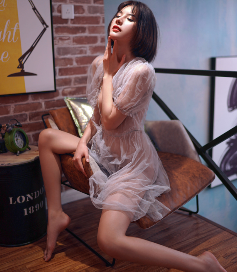 黑丝御姐就是阿朱啊秀人网写真图包合集下载