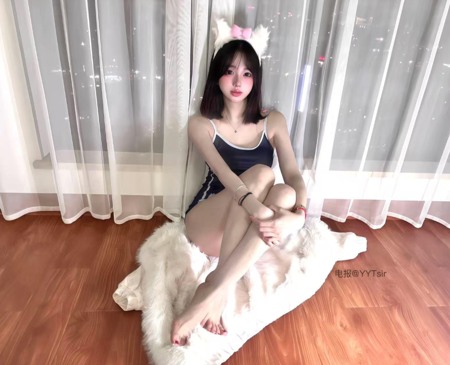 白丝美腿福利是只小甜宠写真图包合集下载