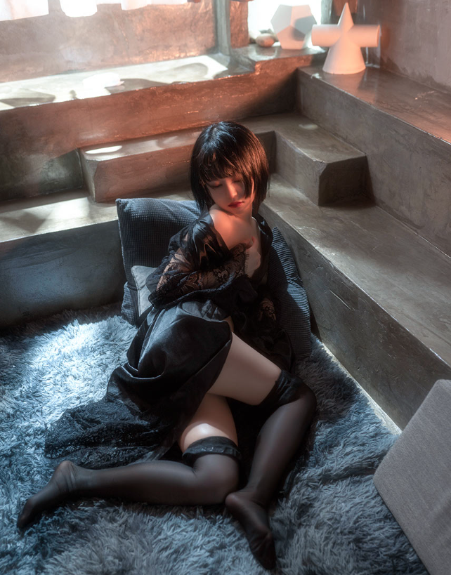 知名coser 晕崽zz：旗袍主题写真