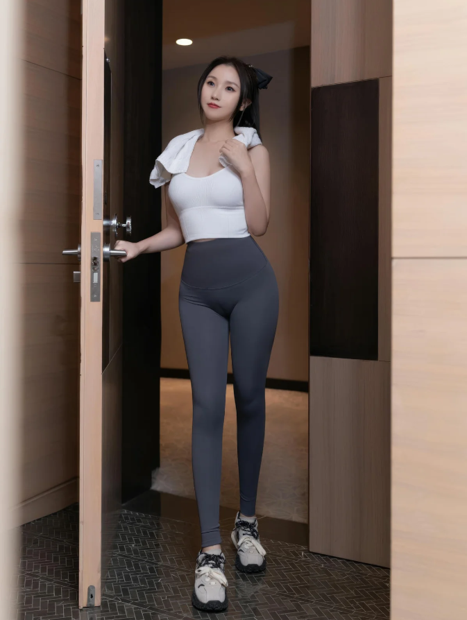秀人网 杏子Yada 丝袜美腿福利写真套图合集下载 秀人网 杏子Yada 丝袜美腿福利写真套图合集下载