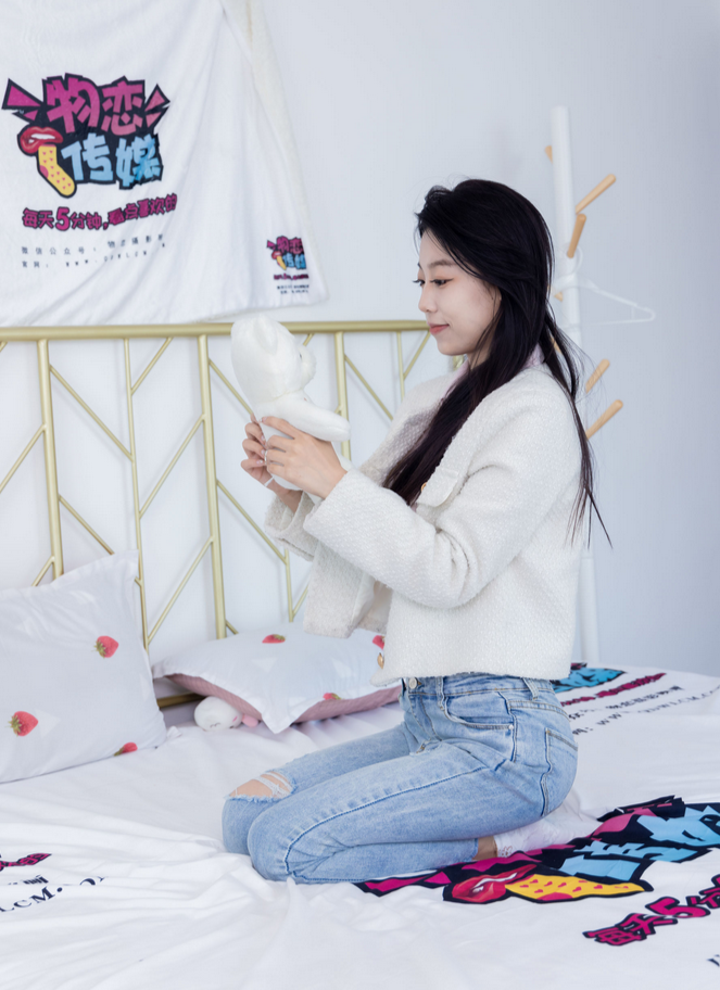 物恋传媒 柔柔 清新可爱写真套图合集下载
