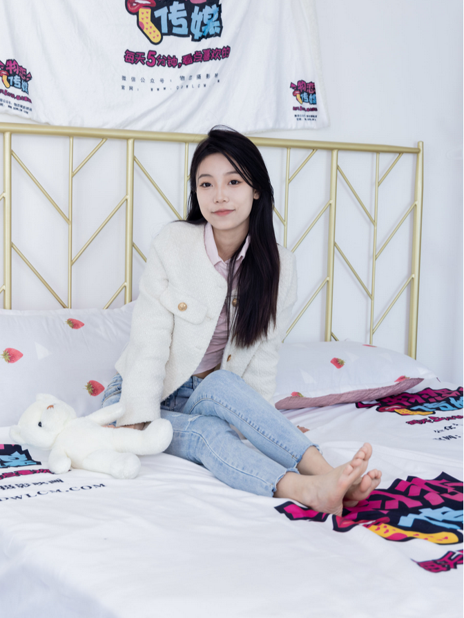 物恋传媒 柔柔 清新可爱写真套图合集下载