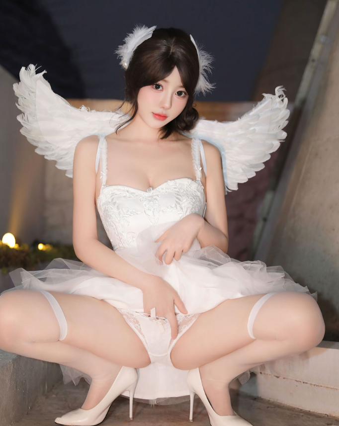 丝袜美腿福利桃妖夭写真图片以及视频合集下载