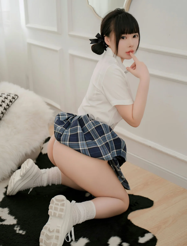 制服诱惑 水塔塔 模范学院写真资源合集下载