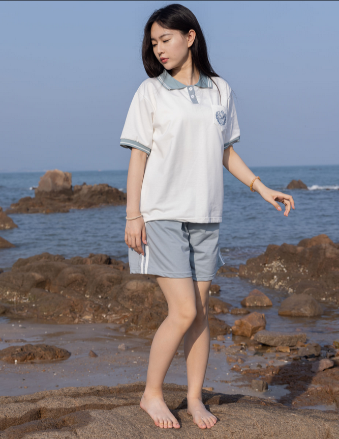 物恋传媒 美兔 海边清新写真套图合集下载