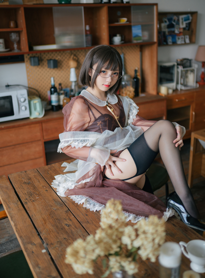 知名动漫coser 花铃:透明女仆主题写真 知名动漫coser 花铃:透明女仆主题写真