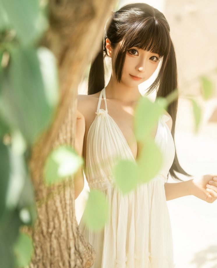 丝袜美腿福利 蠢沫沫咖啡屋白色低胸连衣裙写真资源合集下载