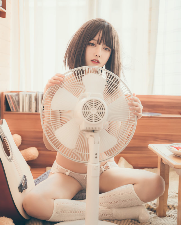 白丝萝莉控 过期米线线喵星空摄影写真套图合集下载 白丝萝莉控 过期米线线喵星空摄影写真套图合集下载