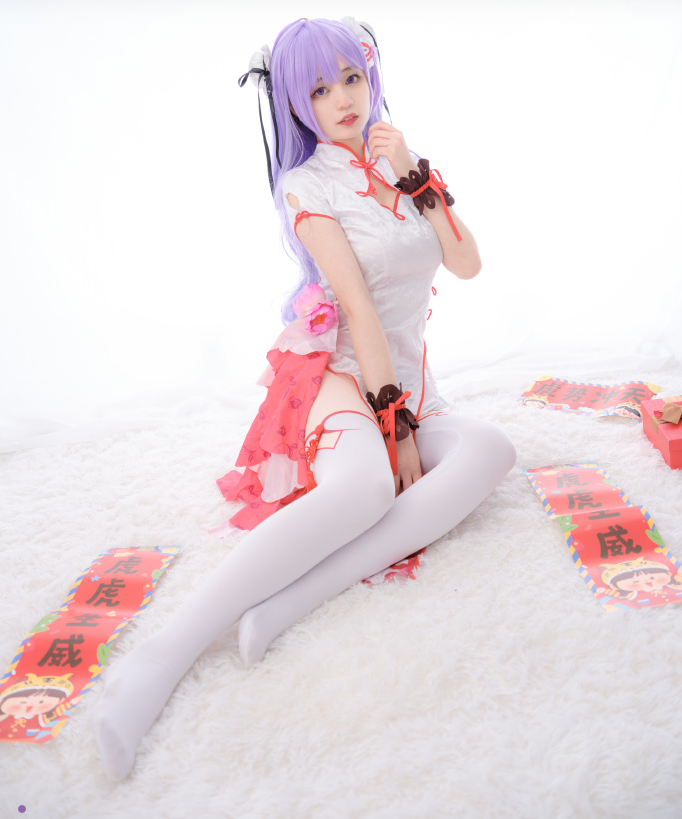 龙崎聆音写真合集：紧急企划高冷御姐风写真推荐