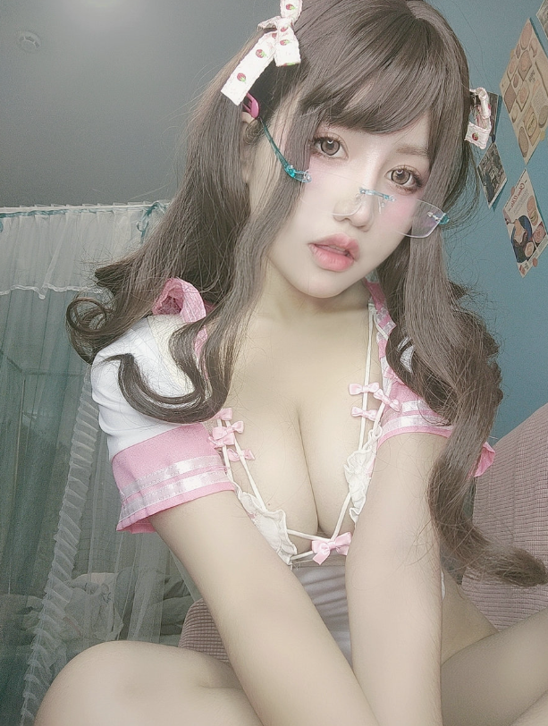 一笑芳香沁丝袜美足福利写真主题写真图片以及视频合集下载 一笑芳香沁丝袜美足福利写真主题写真图片以及视频合集下载