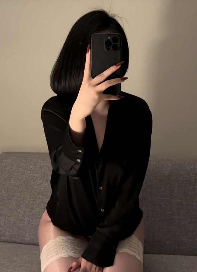 微密圈 保守的妻子 暗调蕾丝诱惑写真图片以及视频合集下载