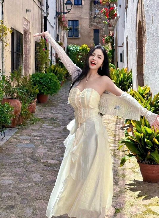 兮嘻嘻异域风情假日写真图片以及视频合集下载 兮嘻嘻异域风情假日写真图片以及视频合集下载