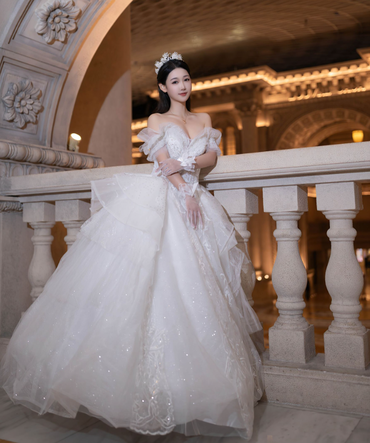 私房照片 唐安琪 秀人网写真图包合集下载