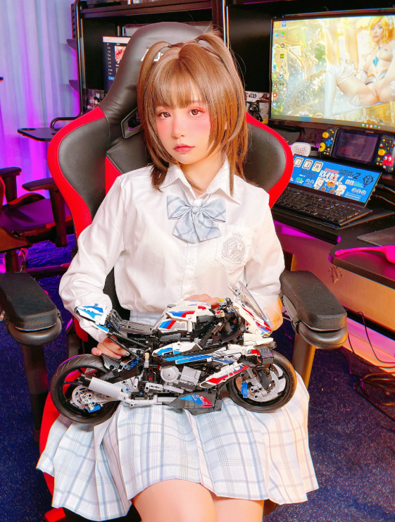 喵小吉写真作品推荐：清新甜美校园风写真资源合集下载