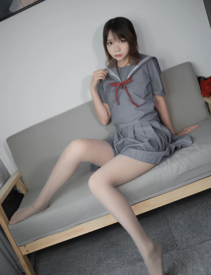 喵糖映画清纯水手服少女写真图包合集下载 喵糖映画清纯水手服少女写真图包合集下载