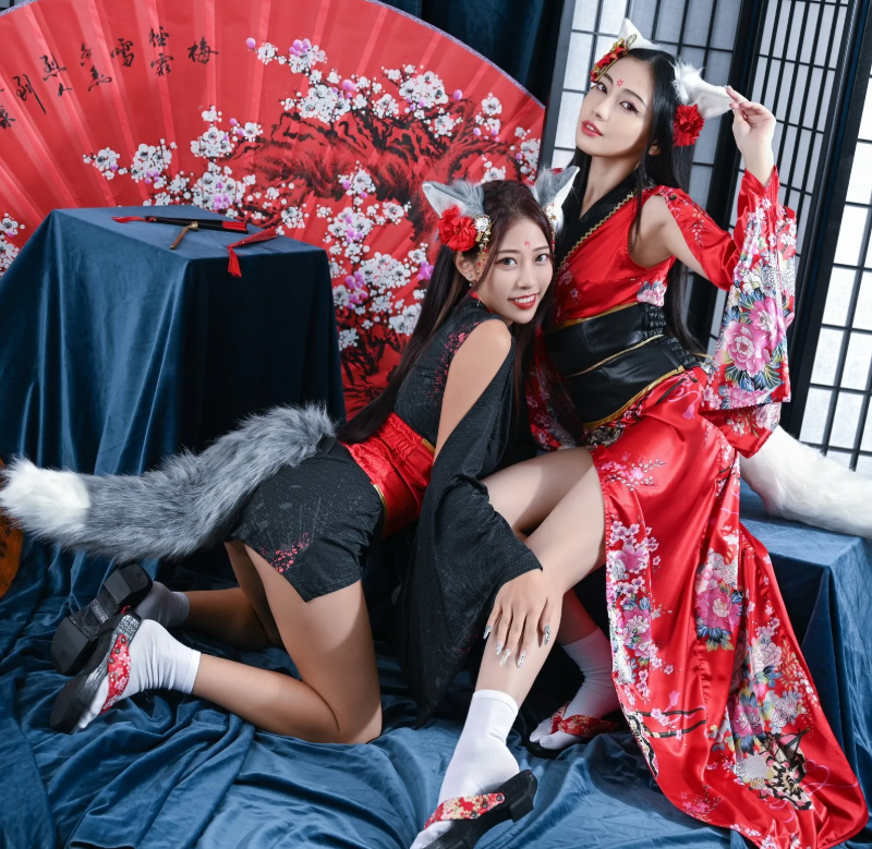 制服诱惑妖娆夏暮光和风狐妖写真套图合集下载 制服诱惑妖娆夏暮光和风狐妖写真套图合集下载