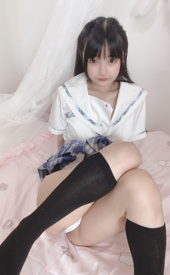 制服诱惑清纯失眠小宁学院风清纯诱惑写真资源合集下载 制服诱惑清纯失眠小宁学院风清纯诱惑写真资源合集下载