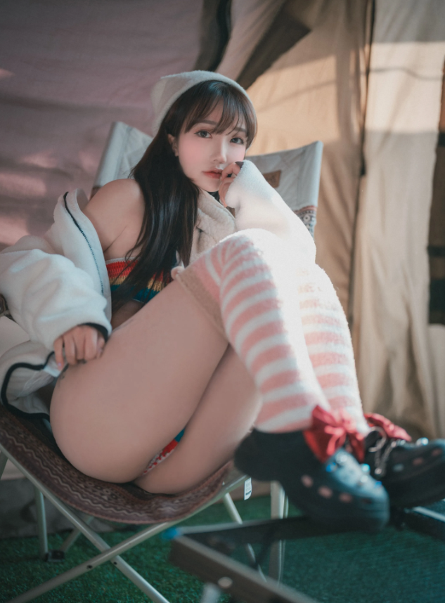 萝莉少女控元气孙乐乐彩虹针织户外风写真图包合集下载 萝莉少女控元气孙乐乐彩虹针织户外风写真图包合集下载