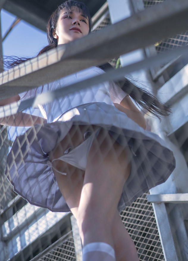 小何童鞋 女仆装私密回眸写真套图合集下载 小何童鞋 女仆装私密回眸写真套图合集下载