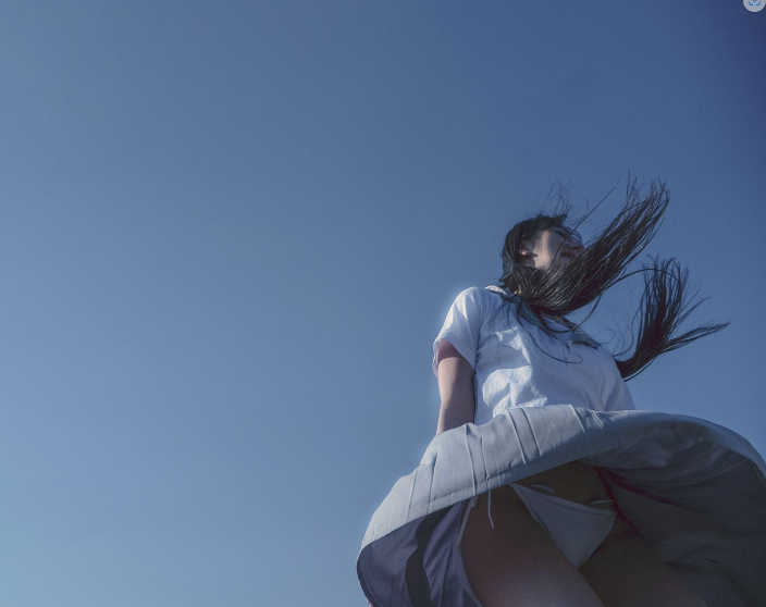 小何童鞋 女仆装私密回眸写真套图合集下载