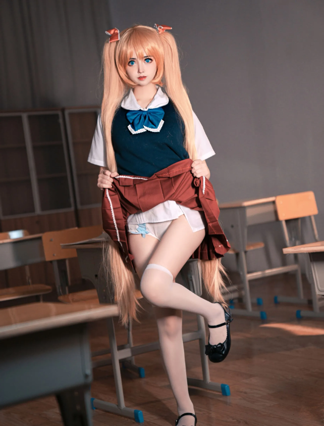 小礼好困甜美教室JK制服写真图包合集下载 小礼好困甜美教室JK制服写真图包合集下载