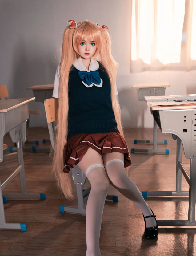 小礼好困甜美教室JK制服写真图包合集下载 小礼好困甜美教室JK制服写真图包合集下载