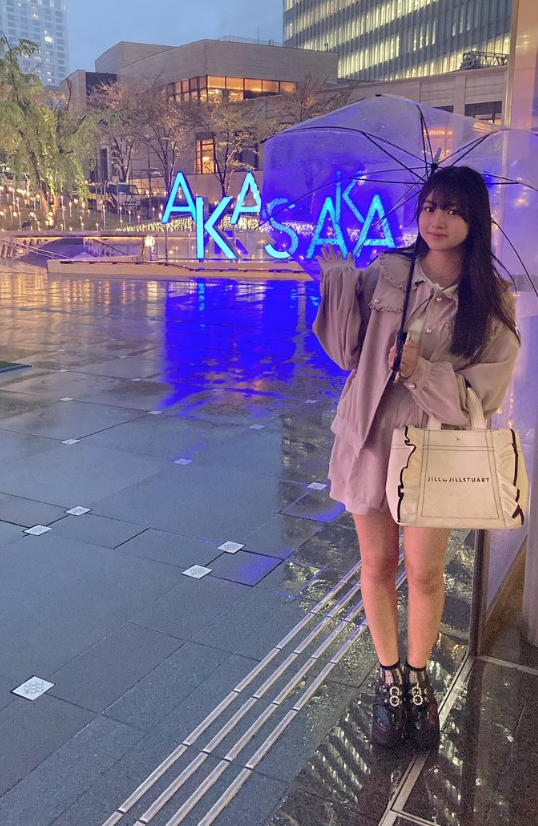 萝莉少女控邻家小花真彩雨夜赤坂写真图片以及视频资源合集 萝莉少女控邻家小花真彩雨夜赤坂写真图片以及视频资源合集