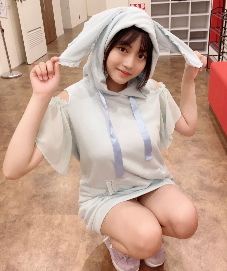 萝莉少女控邻家小花真彩雨夜赤坂写真图片以及视频资源合集 萝莉少女控邻家小花真彩雨夜赤坂写真图片以及视频资源合集