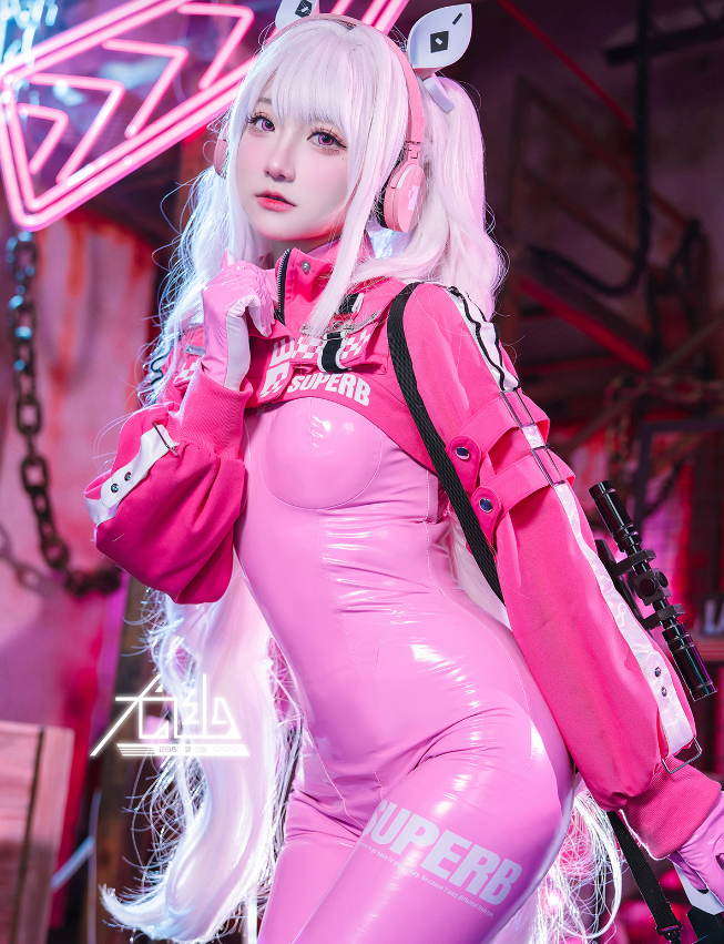 萝莉少女控尤幽 粉色未来战姬写真资源合集下载