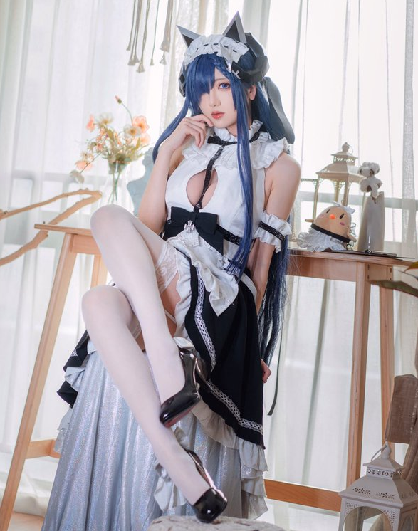 制服诱惑性感弥音音COS写真写真资源合集下载 制服诱惑性感弥音音COS写真写真资源合集下载