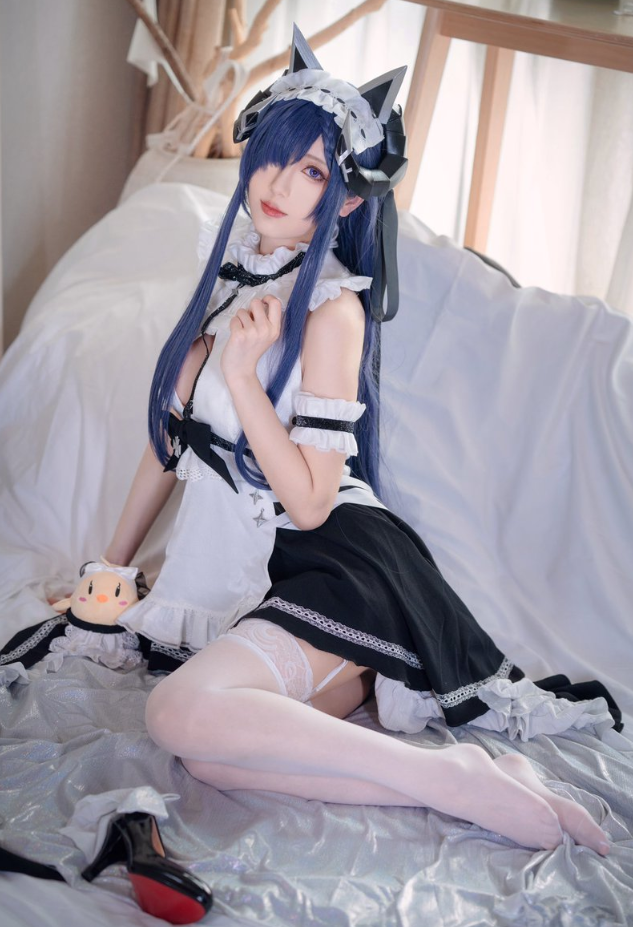 制服诱惑性感弥音音COS写真写真资源合集下载 制服诱惑性感弥音音COS写真写真资源合集下载