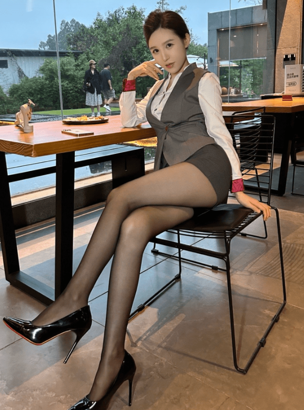 微密圈 我才是岚岚 街边独酌魅影写真资源合集下载 微密圈 我才是岚岚 街边独酌魅影写真资源合集下载