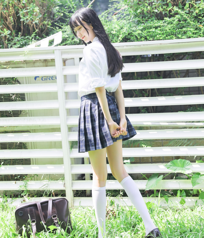 美腿控福利清纯木绵绵校园写真写真图包合集下载