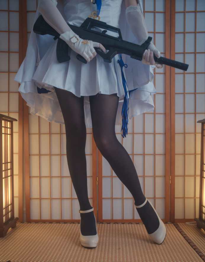 木花琳琳是勇者白丝美腿福利写真主题写真图片以及视频合集下载 木花琳琳是勇者白丝美腿福利写真主题写真图片以及视频合集下载