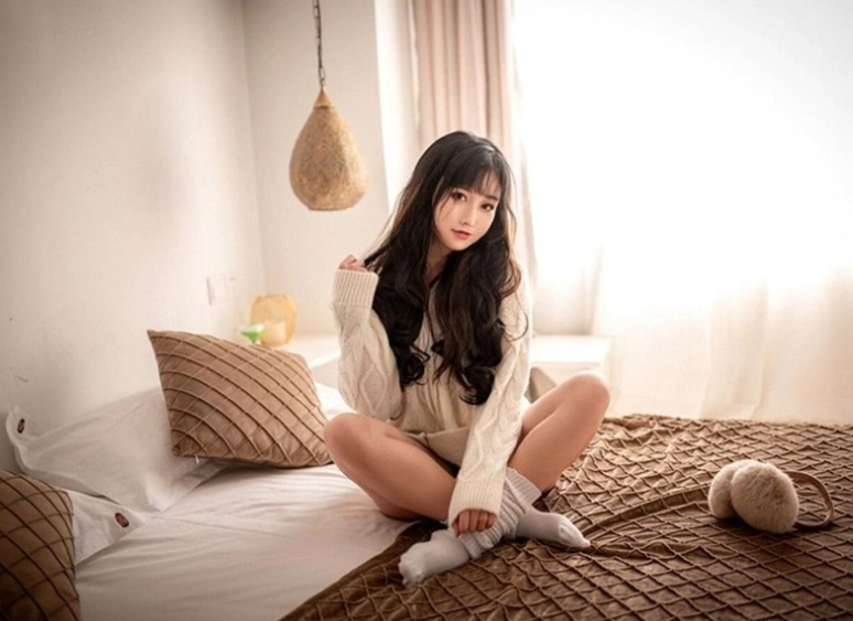 棕桠阿狗崽暗黑废墟玫瑰写真资源合集下载 棕桠阿狗崽暗黑废墟玫瑰写真资源合集下载