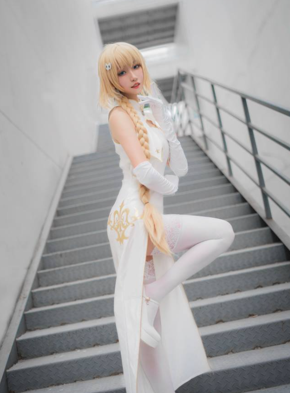 甜美写真甜美沧霁桔梗花丛少女写真图包合集下载 甜美写真甜美沧霁桔梗花丛少女写真图包合集下载