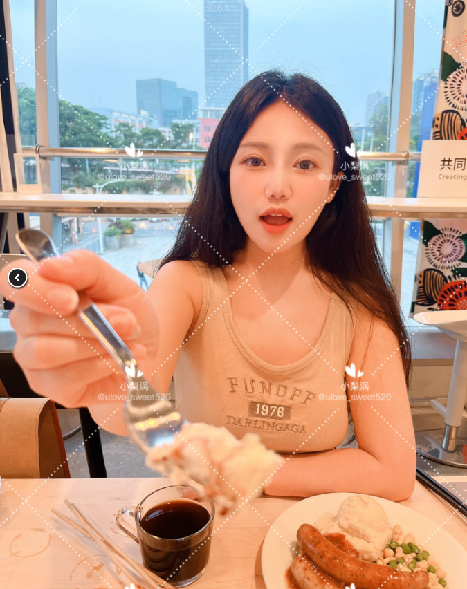 深圳小梨涡 清新 午后约会写真图片以及视频合集下载