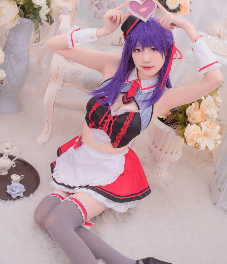 白易子教主 化身可爱女仆！紫色甜心的心动瞬间写真套图合集下载