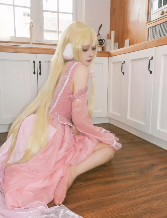 萝莉少女控梦幻模特白莉爱吃巧克力居家纯美写真套图合集下载