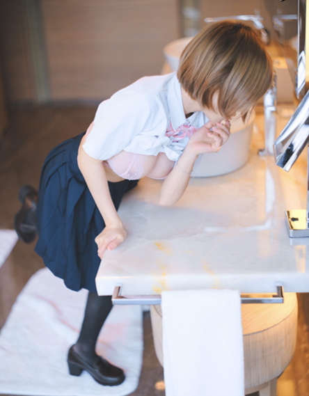 知一妹妹浴室私房写真 | 丝袜美女日常氛围写真资源合集下载
