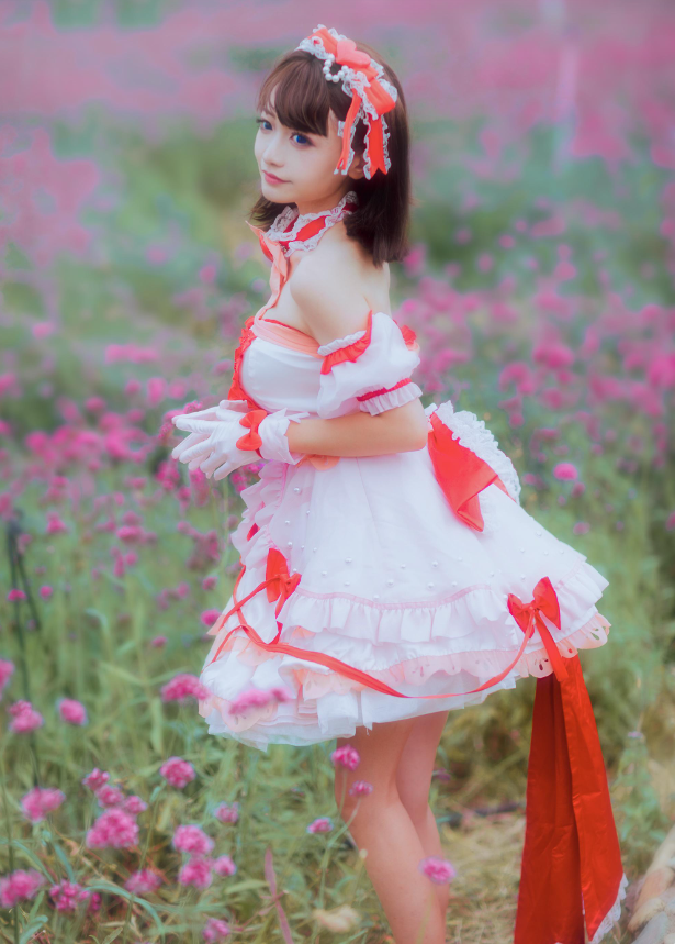 神本无尾 极致还原!突破次元的Cosplay魅力 写真套图合集下载 神本无尾 极致还原!突破次元的Cosplay魅力 写真套图合集下载