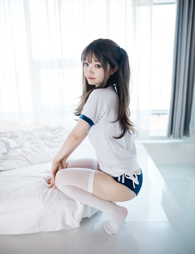 神沢永莉 甜美 花园猫耳女仆写真图片以及视频合集