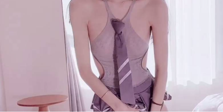 私房照片糖心vlog温柔米娜学姐居家毛衣日常写真资源合集下载