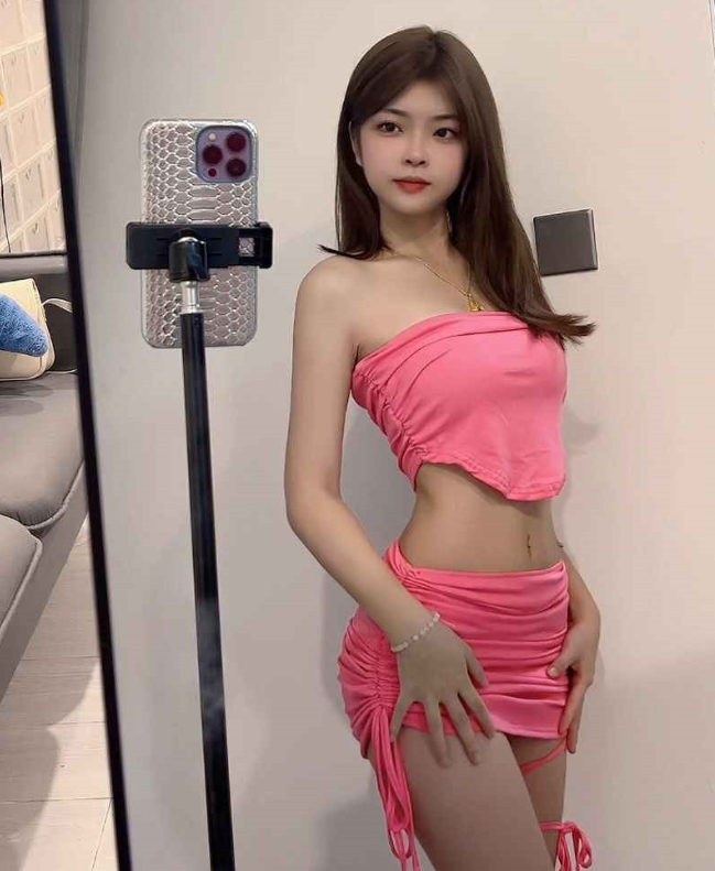 私房照片微密圈纯欲纯欲依粉色紧身诱惑写真资源合集下载