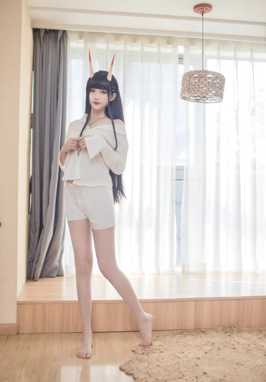 萝莉少女控粉角萌娘花兮_honoka睡衣居家日常写真图片以及视频合集下载