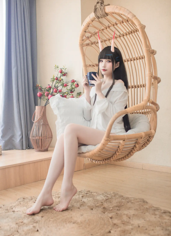 萝莉少女控粉角萌娘花兮_honoka睡衣居家日常写真图片以及视频合集下载