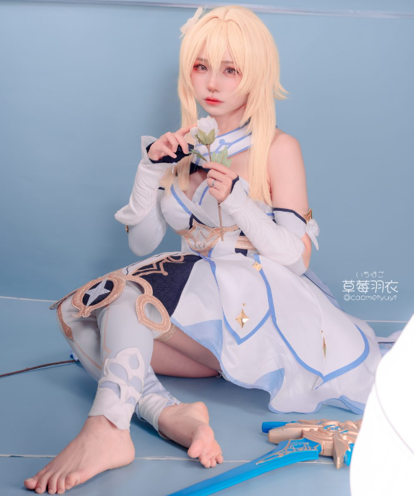 美足控福利空灵草莓羽衣异世界幻想写真图片以及视频合集下载 美足控福利空灵草莓羽衣异世界幻想写真图片以及视频合集下载