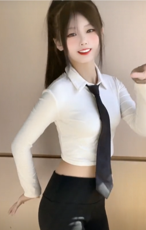 青春活力 萱福晋写真图片以及视频合集下载 青春活力 萱福晋写真图片以及视频合集下载