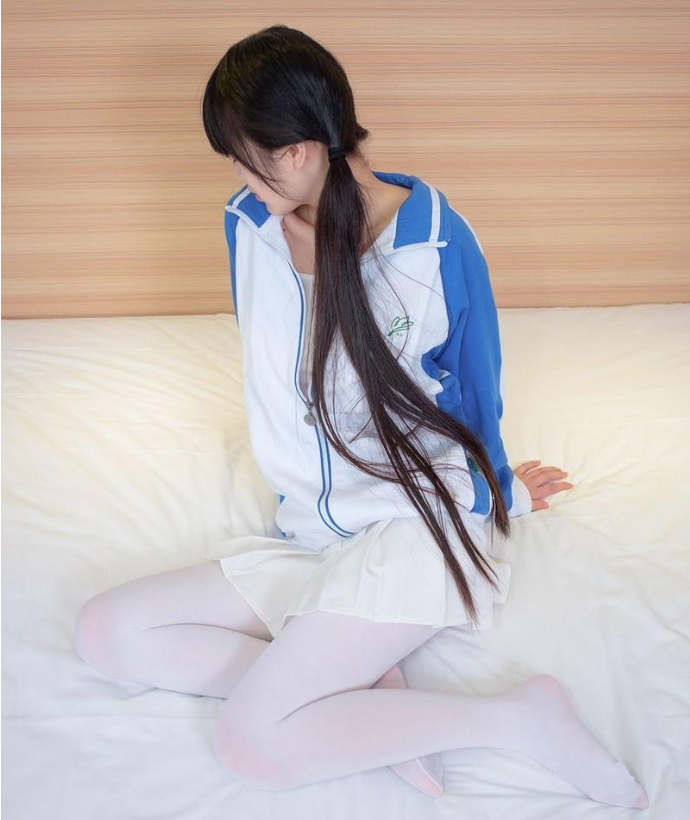 西尔酱 口罩汉服少女回眸写真图片以及视频合集 西尔酱 口罩汉服少女回眸写真图片以及视频合集